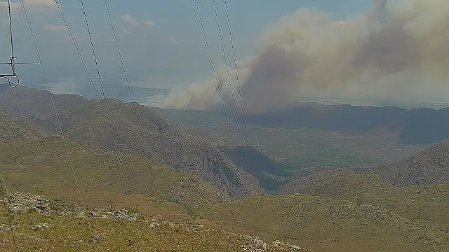 Condições extremas fazem fogo avançar e atingir a Serra do Amolar