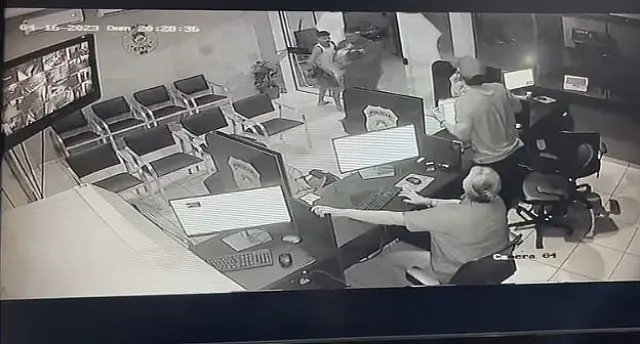 Criança engasgada é salva por policiais civis em Dourados