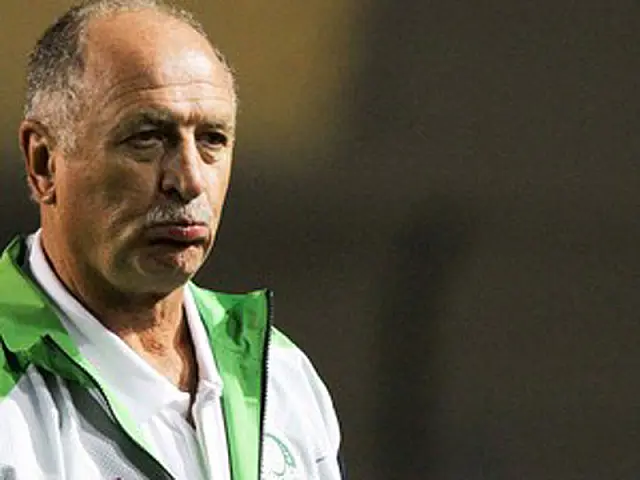 Felipão não é mais o técnico do Palmeiras