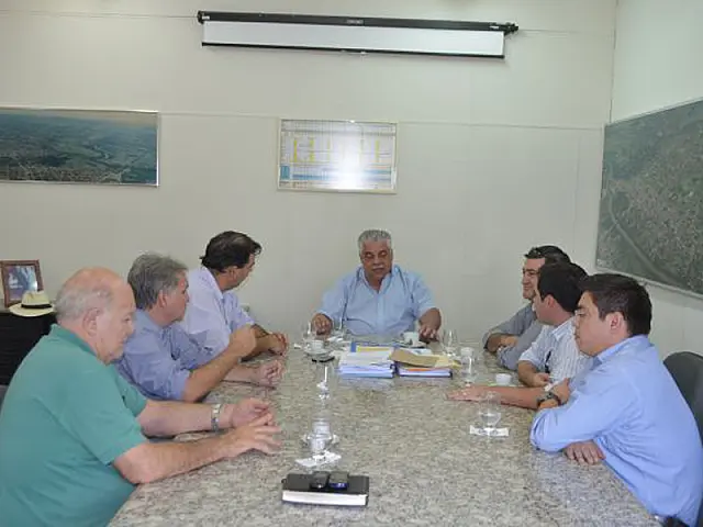 Enersul mudará forma de podar as árvores em Aquidauana
