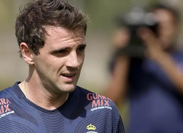 Negociações avançam, e Santos pode anunciar Montillo