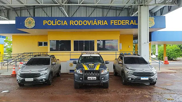 PRF recupera veículos de locadoras que seriam levados para a Bolívia