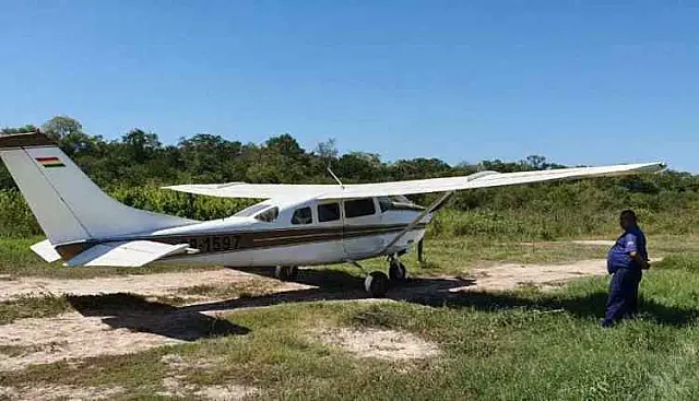 Na Fronteira, aeronave é apreendida com 385 quilos de cocaína