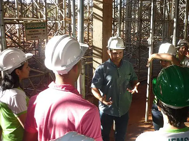Estudantes do Campus Aquidauana do IFMS fazem visitas técnicas na capital