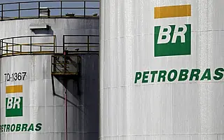 Petrobras reajusta diesel em R$ 1,00, mas subsídio mantém preço