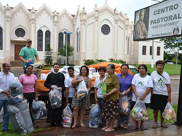 Com ações solidárias, professores e alunos da UEMS realizam o Proinca 2014