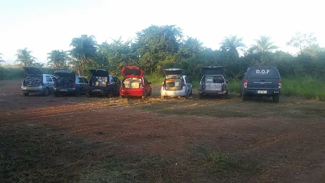 DOF apreende seis veículos com mercadorias contrabandeadas do Paraguai