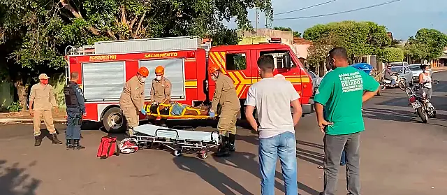 Acidente entre duas motos deixa motociclista ferido em Anastácio