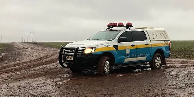 PMR prende homem com veículo roubado transportando 384 quilos de maconha na MS 166