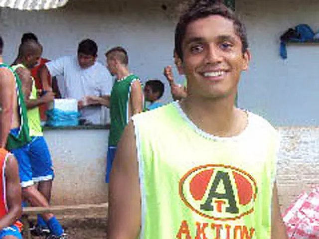 Revelação da base é um dos trunfos do Azulão no Estadual