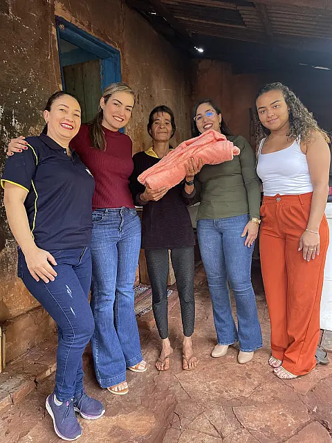 Terenos distribui 600 cobertores para famílias em vulnerabilidade