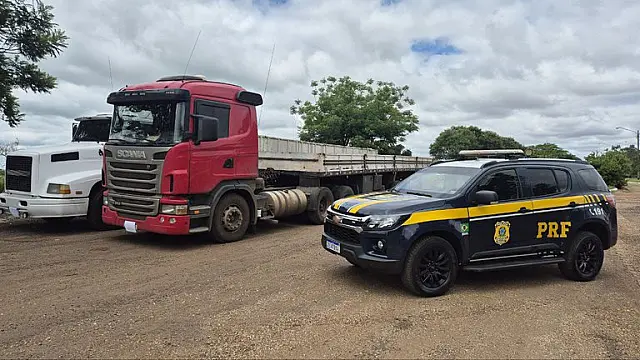 Carretas são recuperadas em Ivinhema após sequestro de motorista