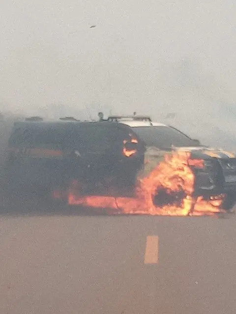 Vídeos mostram trânsito parado por incêndio na BR-060