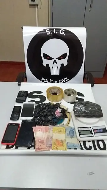 Polícia fecha boca de fumo "dos irmãos" e detém três pessoas por tráfico de drogas em Anastácio