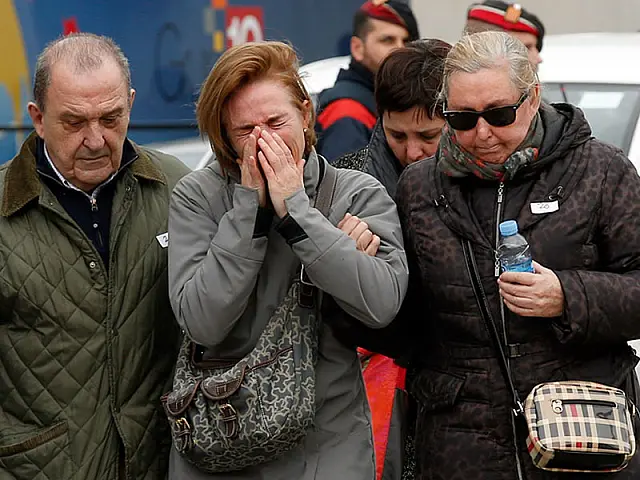 Avião cai na França e deixa 150 mortos