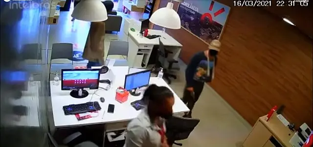 Trio armado faz limpa em loja representante da Claro em Sidrolândia