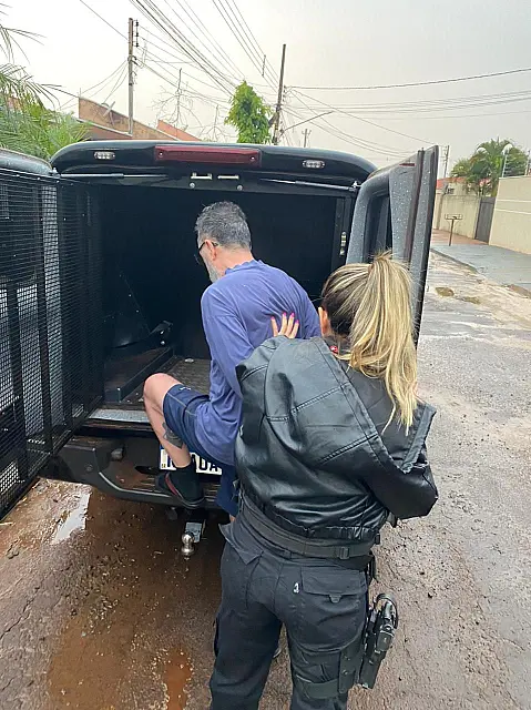 Psicólogo é preso por suspeita de abusar adolescente de 15 anos em consultório