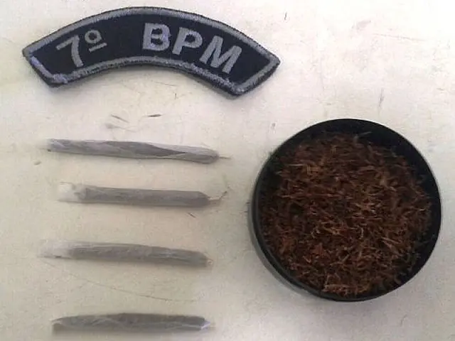 Radiopatrulha prende usuário de drogas no Centro de Aquidauana