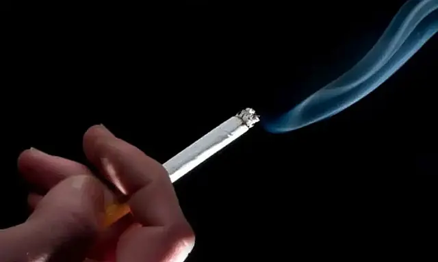 Rouquidão persistente pode ser sintoma de câncer, diz especialista