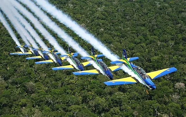 Show da Esquadrilha da Fumaça será na próxima terça-feira em Bonito