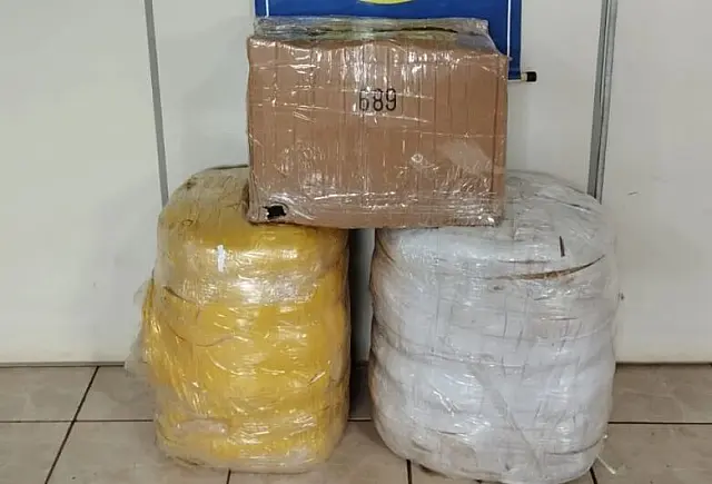 Passageira de ônibus é flagrada com carga de descaminho na MS-164