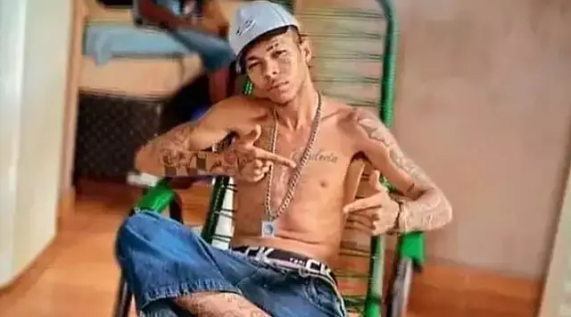 Jovem é assassinado a tiros próximo a uma conveniência em Sidrolândia