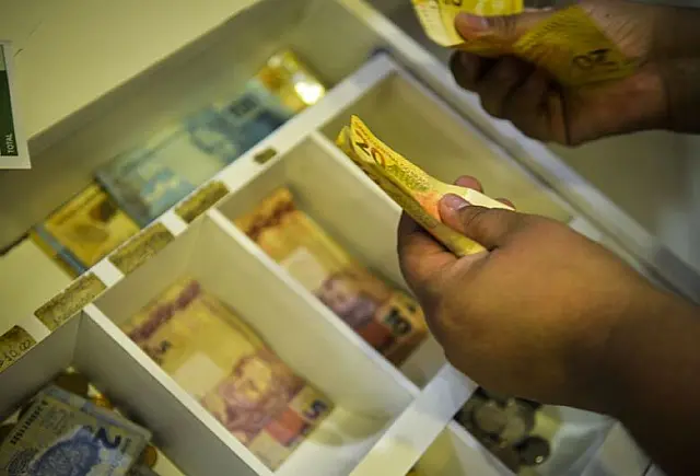 Contribuição do MEI sobe para R$ 66 em fevereiro