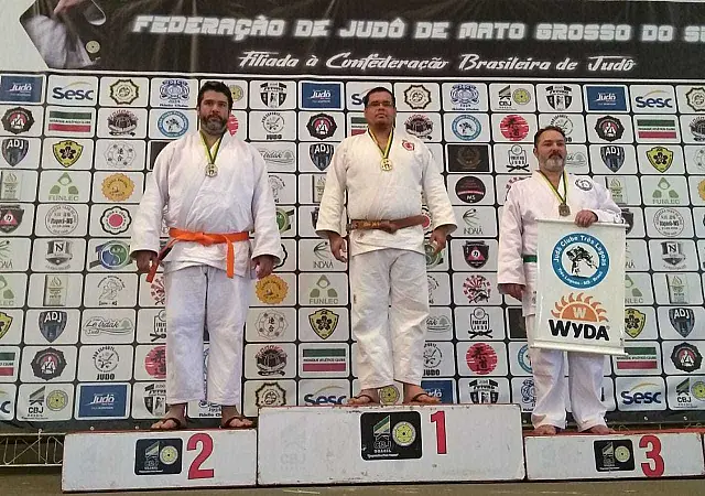 Academia de Aquidauana conquista medalhas ouro em etapa do Estadual