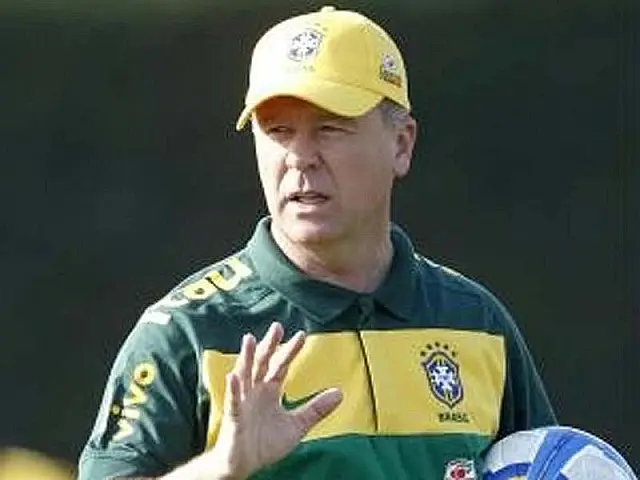 Mano convoca seleção para o Superclássico