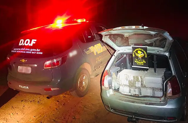 Polícia intercepta comboio de muambeiros com R$ 230 mil em produtos