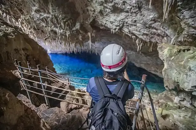 Turismo abre cadastramento de Guias de Turismo para a Gruta do Lago Azul
