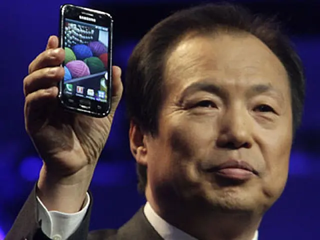 Samsung lança novo smartphone com sistema operacional do Google
