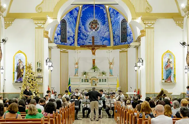 Véspera de Natal tem Catedral Erudita, feirinhas e Cidade do Natal abrindo mais cedo