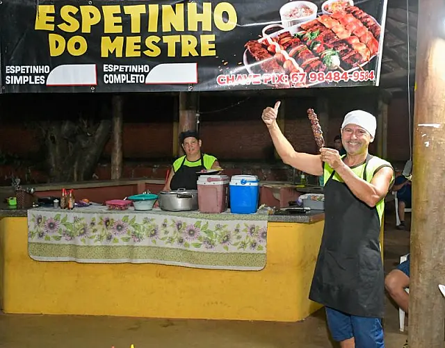 Feira da Estação tem música ao vivo e atrativos com feirantes
