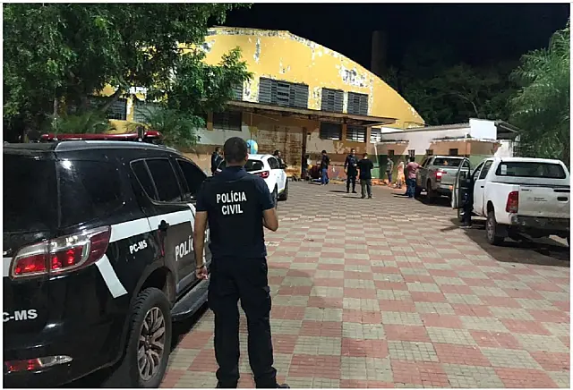 Polícia Civil deflagra operação 'Malabares' e esvazia prédios ocupados em Corumbá