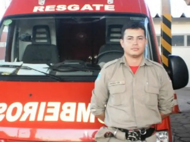 Bombeiro ajuda mãe a salvar criança por telefone