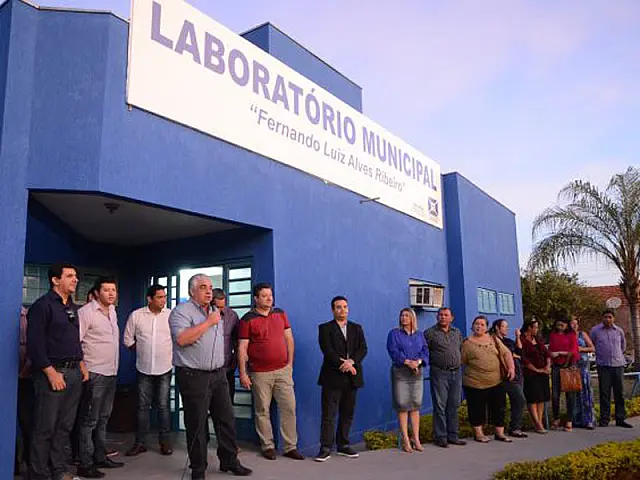 Prefeito Zé Henrique apresenta reforma do Laboratório Municipal