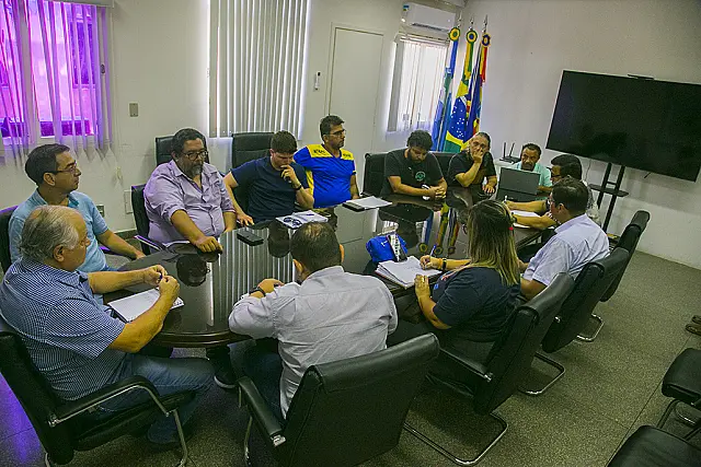 Prefeitura de Corumbá recebe representantes do SIMTED