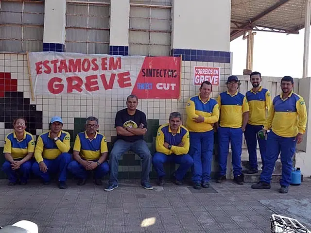 Entregadores dos Correios de Aquidauana entram em greve contra perda de benefícios