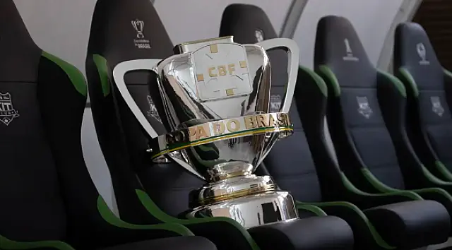 CBF sorteia mandos de campo das semifinais da Copa do Brasil