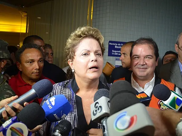 Dilma Rousseff garante ponte ligando o Acre a Rondônia