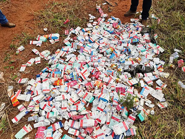 Vigilância Sanitária confisca medicamentos abandonados no Jardim Aeroporto