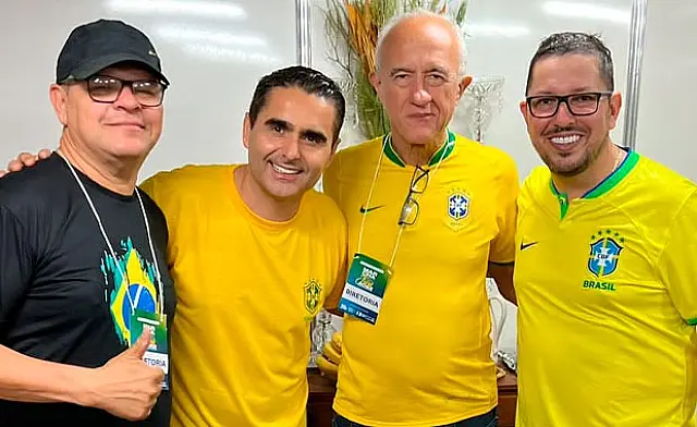 Deputado participa de Marcha para Jesus e reforça o papel da igreja para a população