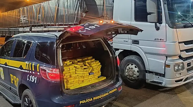 Mais de 150 kg de cocaína são apreendidos em caminhão em Bandeirantes