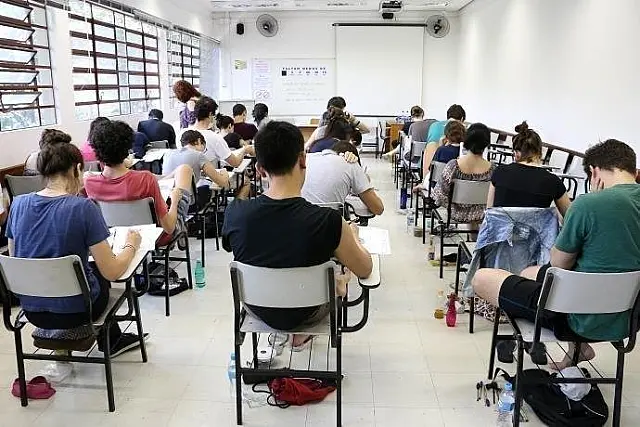 Universidades públicas podem cobrar por cursos de pós-graduação, decide STF