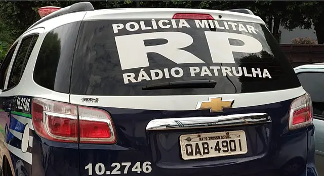 Briga generalizada termina com mulher agredida e homem com pedrada na cabeça preso
