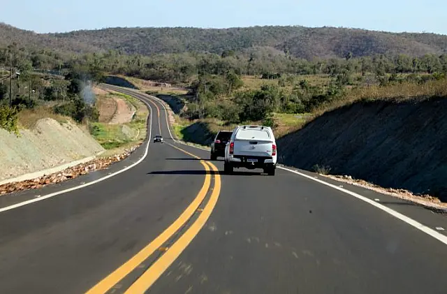 Governo de MS inaugura Estrada do 21