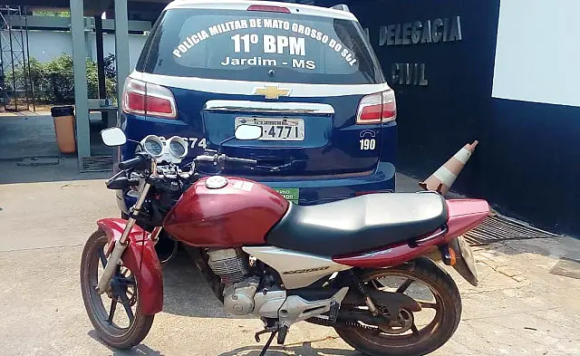 PM recupera moto com restrição criminal em Jardim
