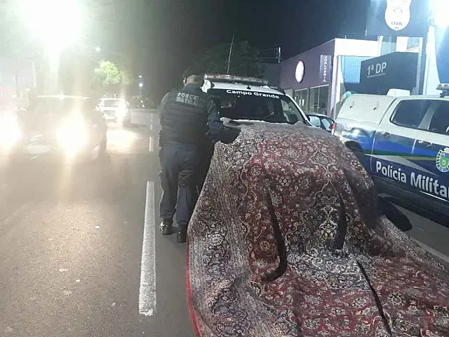 Na Capital, ladrões furtam tapete persa de R$ 50 mil e vendem por R$80