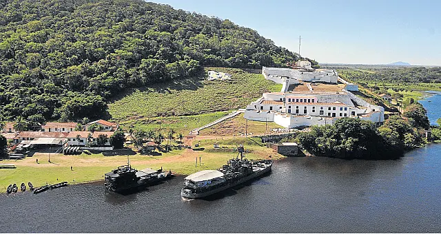 Após consulta do Exército, Iphan nega demolição de casas no Forte Coimbra